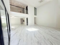 Lucky Hills (D16), Terrace #559077471